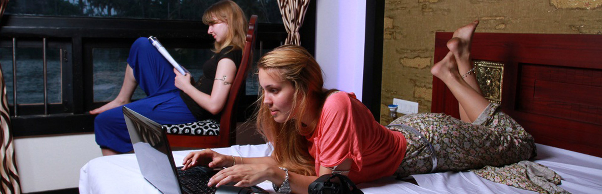 2 bed room houseboat alleppey