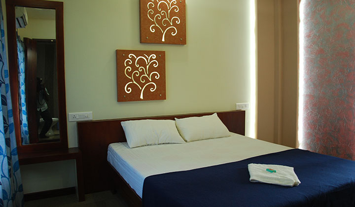 2 Bed Room Houseboat Alleppey