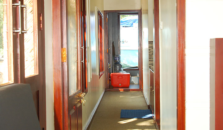 2 Bed Room Houseboat Alleppey